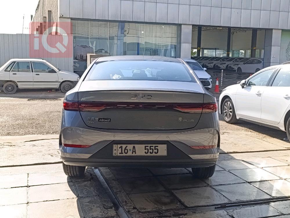 بي واي دي Qin Plus